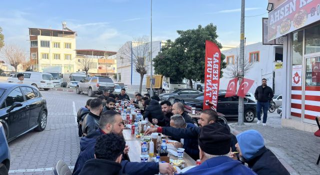 Galip Gelen Futbolculara Başkan Uyutmaz'dan Yemek İkramı