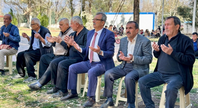 Başkan Yeşildemir Vatandaşlarla Birlikte Yağmur Duasına Katıldı