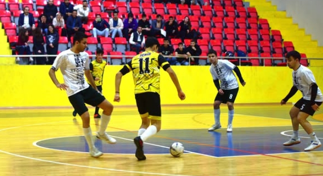 Osmaniye’de Futsal Heyecanı: Gençler İl Birinciliği Tamamlandı