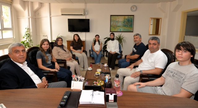 Aydın Albak’tan YKS’de Başarılı Öğrencilere Tebrik