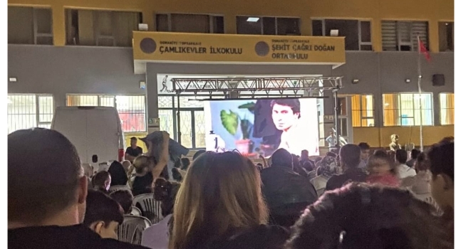 Toprakkale’de Öğrenciler Açık Hava Sinemasında Buluştu