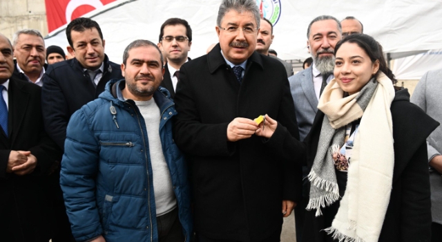 Bahçe’de 221 Deprem Konutunun Anahtarı Teslim Edildi
