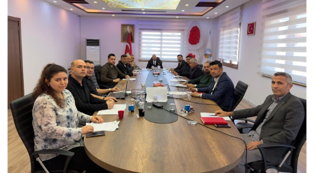 Toprakkale'de Belediye Yılın Son Meclis Toplantısını Yaptı