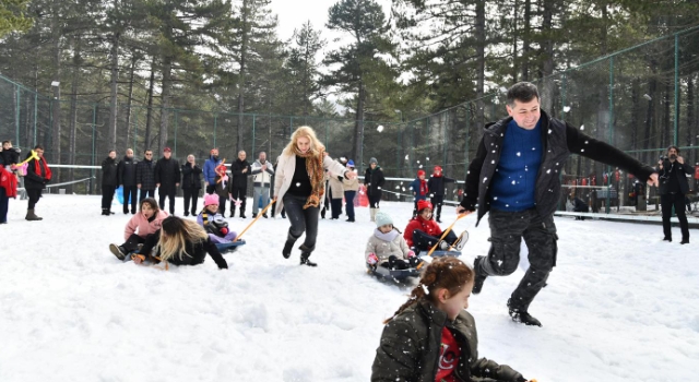 Osmaniye’de Kar Fest Coşkusu Başladı: Zorkun Beyaza Büründü