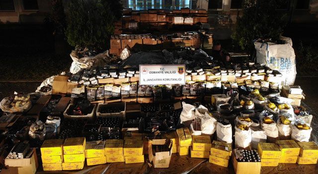 Osmaniye Jandarmasından Kaçak Sigara Ve İçki Deposuna Darbe