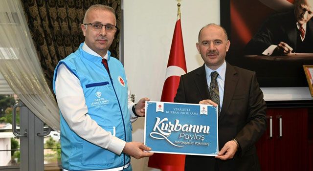 Vali Serdengeçti’den Tdv’nin Kurban Kampanyasına Destek
