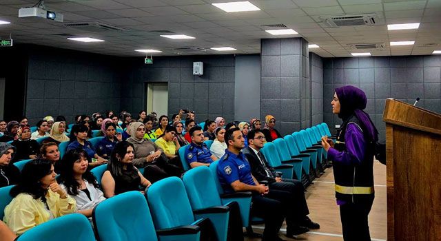 Sumbas’ta “En İyi Narkotik Polisi Anne” Semineri Düzenlendi