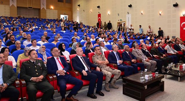 OKÜ'de 15 Temmuz Demokrasi ve Millî Birlik Günü Konferansı Düzenlendi