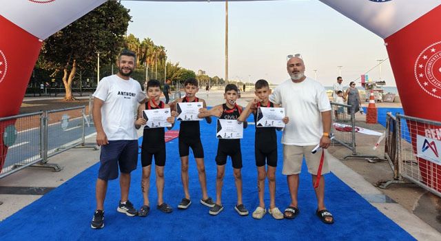 Osmaniyeli Sporcular Mersin’de Kürsüye Çıktı
