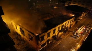 Hatay’da tarihi binada çıkan yangın kontrol altına alındı