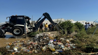 Antalya’da dereye düşen otomobildeki kayıp 2 kişiden birinin cesedi bulundu