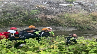 Antalya’da otomobilin sulama kanalına düşmesi sonucu kaybolan çocuğun cesedine ulaşıldı