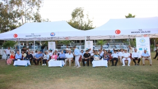 Mersin’de plajlara mavi bayrak çekilmesiyle turizm sezonu başladı