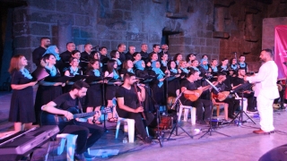 Aspendos’ta THM Korosu halk konseri düzenlendi