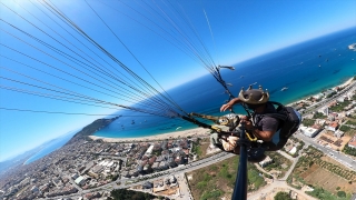 Alanya’da yamaç paraşütüyle ünlenen Yassıtepe, bayram tatilinde maceraseverleri bekliyor