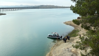 Adana’da baraj gölünde kaybolan gencin cesedine ulaşıldı