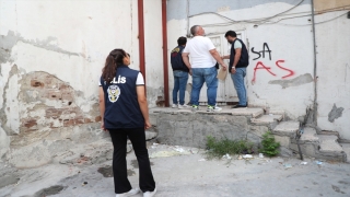 Mersin’de farklı suçlardan aranan 79 şüpheli yakalandı