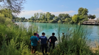 Antalya’da yüzmek için ırmağa giren kişi boğuldu