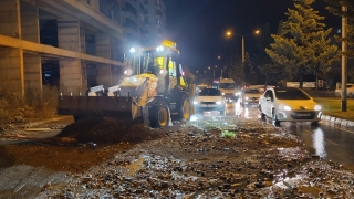 Kahramanmaraş’ta sağanak hayatı olumsuz etkiledi