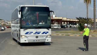 Adana’da şehirler arası yolcu otobüslerine yönelik dronla denetim