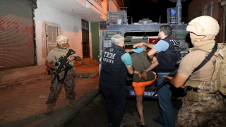 Mersin’de terör örgütü PKK/KCK operasyonunda 14 zanlı yakalandı