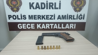 Kadirli’de asayiş uygulamalarında yakalanan 12 şüpheli tutuklandı