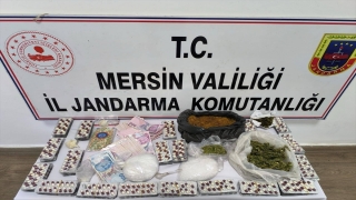 Mersin’de uyuşturucu operasyonunda yakalanan 2 zanlı tutuklandı