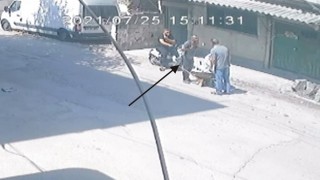 Pişkin hırsız, kendisine engel olmaya çalışan vatandaşla tartıştı