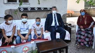 Vali Yılmaz ev ziyaretlerini sürdürüyor