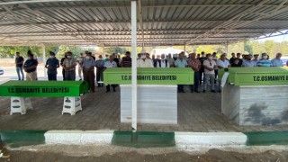 Evinde ölü bulunan anne ve 2 çocuğu Osmaniye’de toprağa verildi