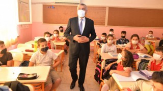 Milli Eğitim Müdürü Albak, okul ziyaretlerini sürdürüyor
