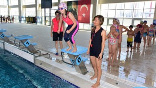 Osmaniye’de yüzme eğitimleri devam ediyor