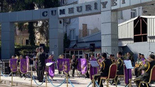 6. Kolordu Bölge Bando takımından halk konseri