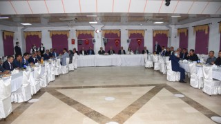 Osmaniye Belediye Başkanı Kadir Kara, Muhtarlarla Bir Araya Geldi