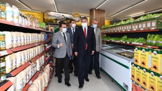 Vali Yılmaz Tarım Kredi Kooperatif marketinde inceleme yaptı