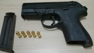 Polis ekiplerinin uygulamasında 15 silah yakalandı