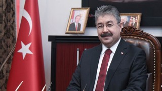 Osmaniye Valisi Yılmaz, “İstiklal Marşı”nın kabul yıldönümünü kutladı