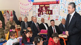 Osmaniye'de Deprem sonrası yeni eğitim ve öğretime başlanıldı