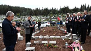 Osmaniye'de Depremde hayatını kaybedenler dualarla anıldı