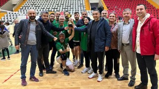 Tosçelik Sosyal Bilimler Lisesi, Voleybol Turnuvası'nda Birinci