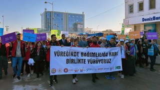 Adana’da bağımlılıkla mücadele yürüyüşü düzenlendi