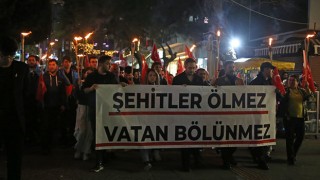 Antalya’da ”Şehitlere Saygı” yürüyüşü düzenlendi