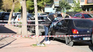 Antalya’da yürürken düşerek başını park halindeki otomobile çarpan kişi öldü