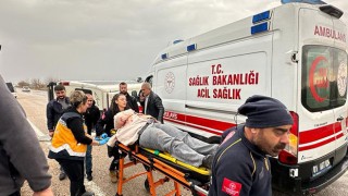 Adana’da minibüsün devrildiği kazada 8 kişi yaralandı