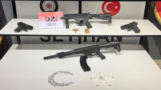 Adana’da ruhsatsız silah ve uyuşturucu bulunan evdeki 1 kişi tutuklandı