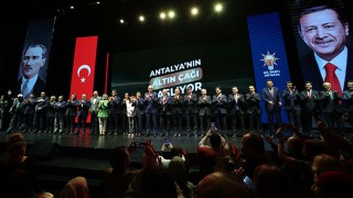 Cumhur İttifakı’nın Antalya Büyükşehir Belediye Başkan adayı Tütüncü, projelerini anlattı: