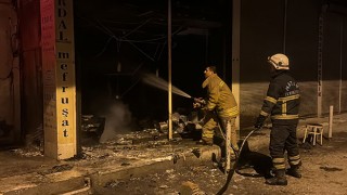 Hatay’da iş yerinde çıkan yangın söndürüldü