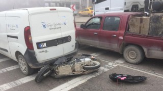 Hatay’da otomobile çarpan motosiklet sürücüsü yaralandı