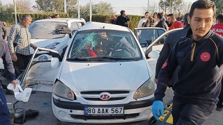 Kadirli’de 3 aracın karıştığı kazada 5 kişi yaralandı