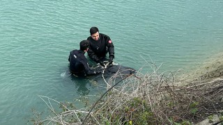 Adana’da kayıp olarak aranan kişi sulama kanalında ölü bulundu